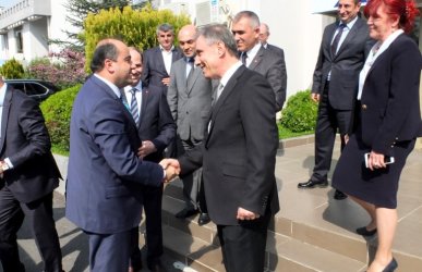 İzbaş - Новости от «Избаш» - Economics Deputy Minister Fatih METIN visits IZBAŞ