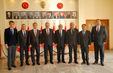 İzbaş - İZBAŞ'tan Haberler - İZBAŞ Yönetim Kurulu İzmir Valisi Sayın Erol AYYILDIZ 'ı Ziyaret Etti