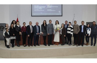 İzbaş -  - CHANGE AND TRANSFORMATİON DİSCUSSED AT İZSEM